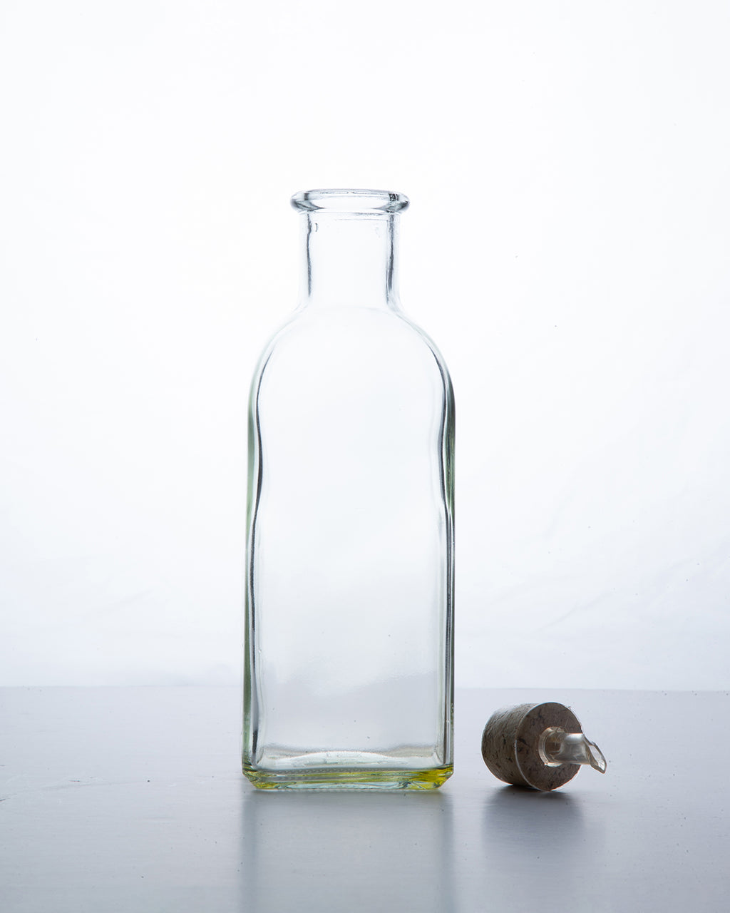 Domowa butelka na oliwę AOVE 0,5 L z dozownikiem